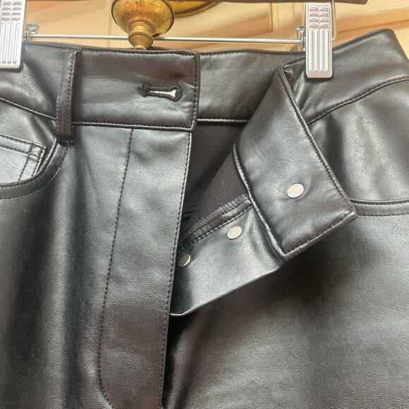 Aritzia Wilfred Black faux Leather High-Waisted Pants, hidden button closure, 2 - Picture 4 of 10